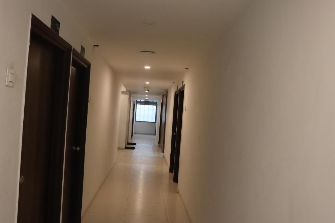 Hotel New Samrat Аурангабад Екстериор снимка