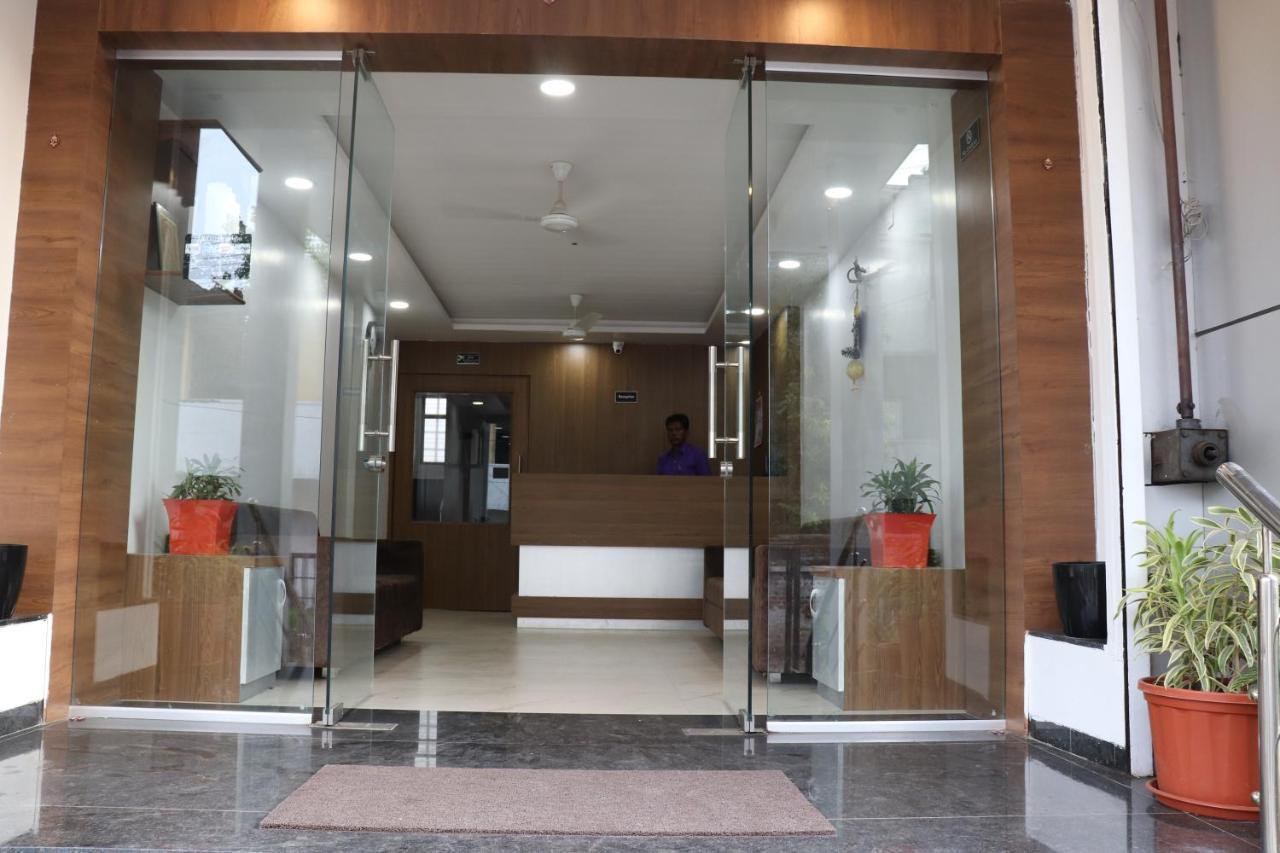 Hotel New Samrat Аурангабад Екстериор снимка