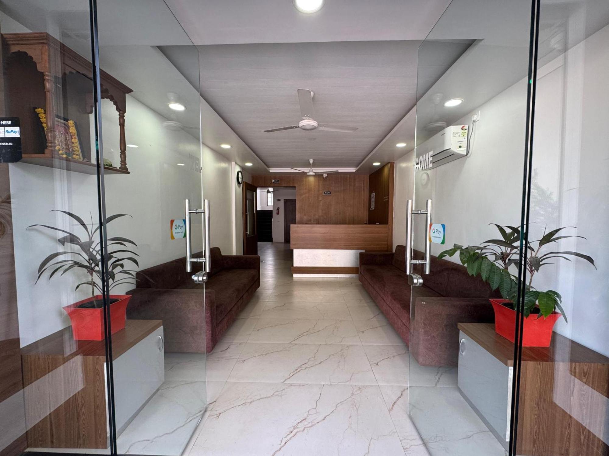 Hotel New Samrat Аурангабад Екстериор снимка
