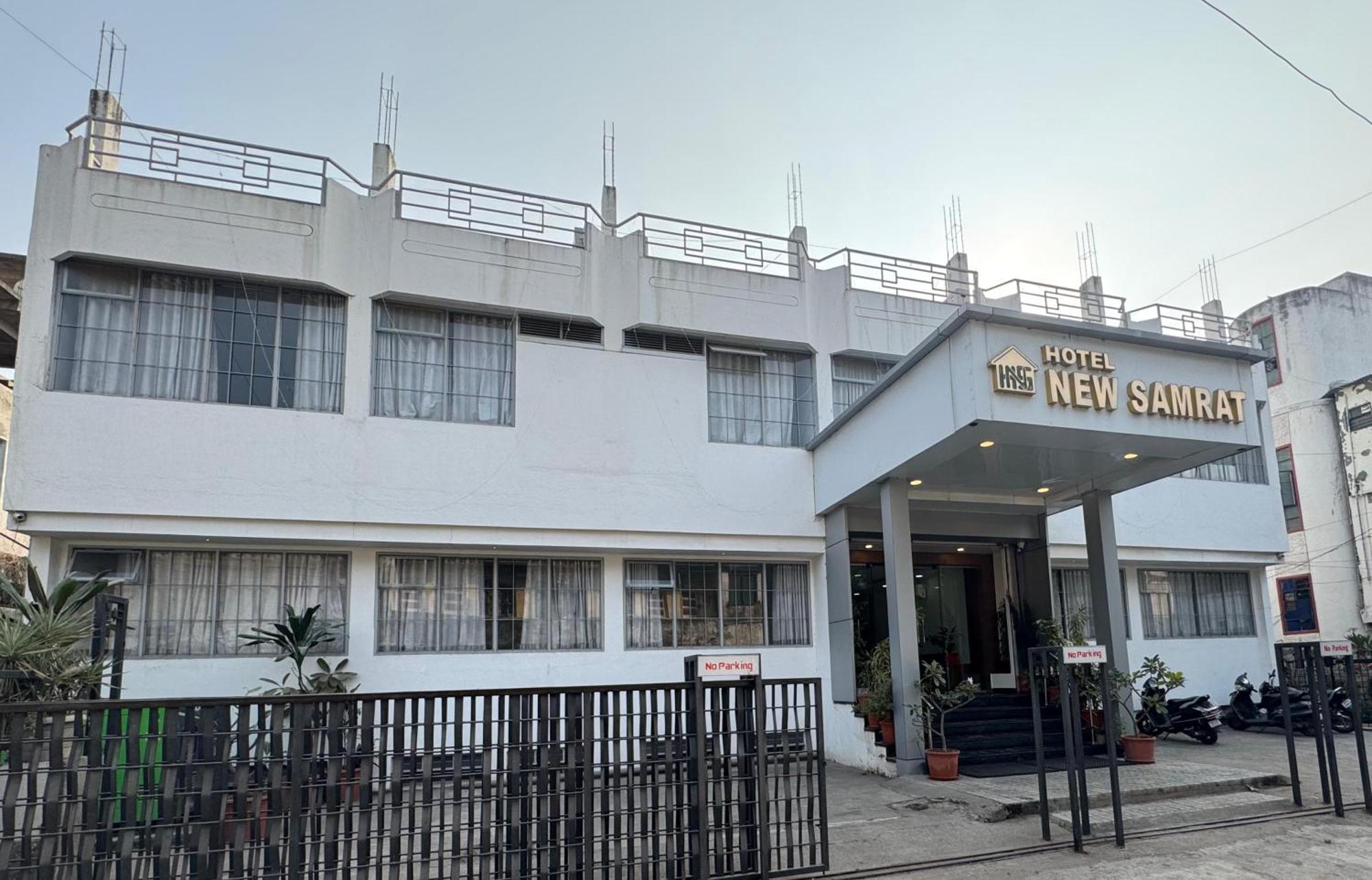 Hotel New Samrat Аурангабад Екстериор снимка