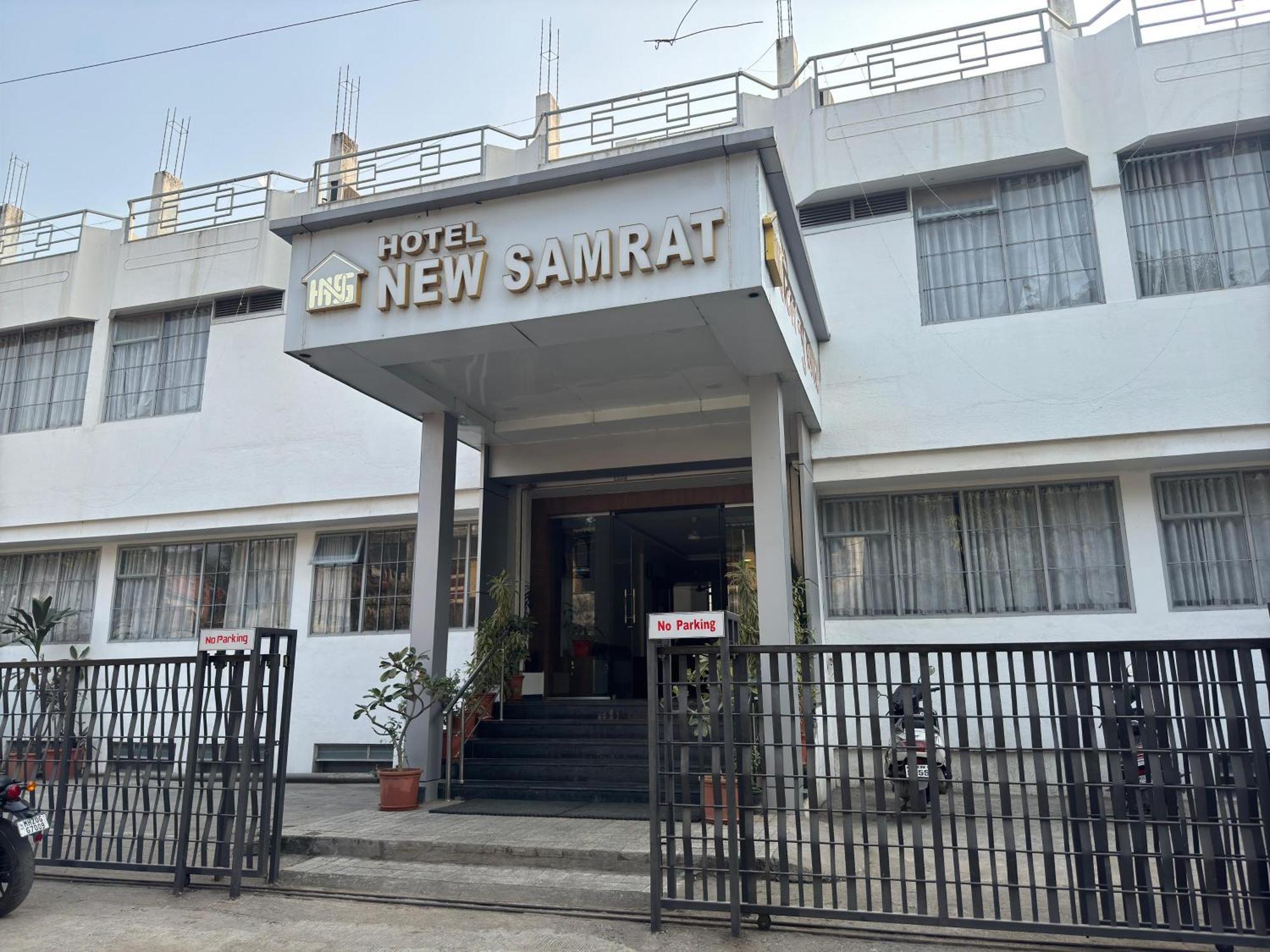 Hotel New Samrat Аурангабад Екстериор снимка